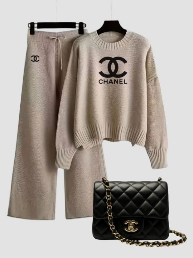 Luxe Knit Set with Strap Chain Bag