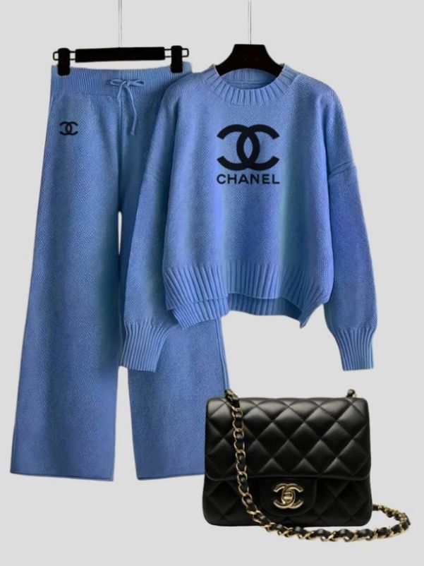 Luxe Knit Set with Strap Chain Bag